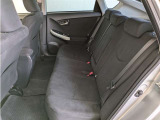 ゆとりある広々とした車内空間は、ドライブを始め買い物やレジャーなど、幅広く活躍します。一人でもみんなとでもお出かけを楽しみましょう!