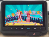 TV付きの車となっております。送迎時の待ち時間などとてもお役に立ちます。