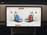【全席シートヒーター&クーラー】フロント・リアシートの両方で3段階調節が可能なシートヒーター&クーラーがご利用いただけます。フロントナビ部分からリアシートの調節も可能です。