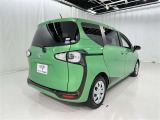 後ろから見ると車の印象も変わりますね♪