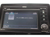 ディスプレイオーディオで車内をお好みの音楽空間へ。Bluetooth接続でハンズフリー通話や音楽再生が楽しめます♪