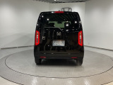 「自動車保険」と「あんしん特典」がひとつになったHondaのお店ならではの保険プランです。お客様のカーライフにより一層の安心をプラスします。