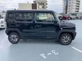 ご遠方のお客様には専門業者を介した陸送納車サービスがございます【※有料】。 お住まい・お届けご希望ご希望の地域をご連絡頂ければ輸送費用のお見積りと輸送期間の目安をご案内させていただきます。