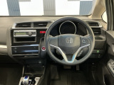 運転しやすいインパネ周りです!見やすいレイアウトで快適なドライブをサポートします!