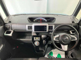 メーターやシフト、スイッチ位置など運転席まわりの配置はしっくりいきたいものですね!まずは座ってチェックしてみて下さい♪
