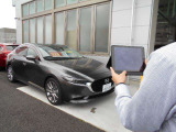 ★オンライン商談・大好評です!!★営業員のアイパッドとお客様のスマートフォン等をつないでお車をご覧いただけます!遠方の方もでもまるで車の前にいるような感覚でお車の状態をご確認いただけます!★