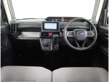 ドライバーが運転以外のことに気を遣うことなく、疲れにくく、安心・集中して運転ができる。操作パネルやシートのデザインなど細部にまでこだわっています。