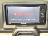 【純正ナビ】人気の純正ナビを装備しております。ナビの使いやすさはもちろん、オーディオ機能も充実!キャンプや旅行はもちろん、通勤や買い物など普段のドライブも楽しくなるはず♪