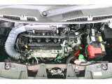 エンジンルームもしっかりクリーニングして納車致します!ご購入後のオイル交換等のメンテンナンスも当社にお任せください♪
