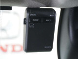 ◆ドライブレコーダー◆映像・音声などを記録する自動車用の装置です。 もしもの事故の際の記録はもちろん、旅行の際の思い出としてドライブの映像を楽しむことができます。