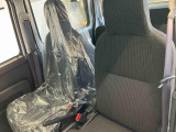 フロントシートです。ゆったり運転ができます。長距離ドライブもラクラク♪♪