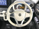 【ステアリングスイッチ】運転中、前方から目線をそらすことなく、オーディオ等の操作が可能な便利機能!安心&快適なドライブを演出してくれます♪