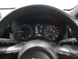 メーターパネル廻りです。