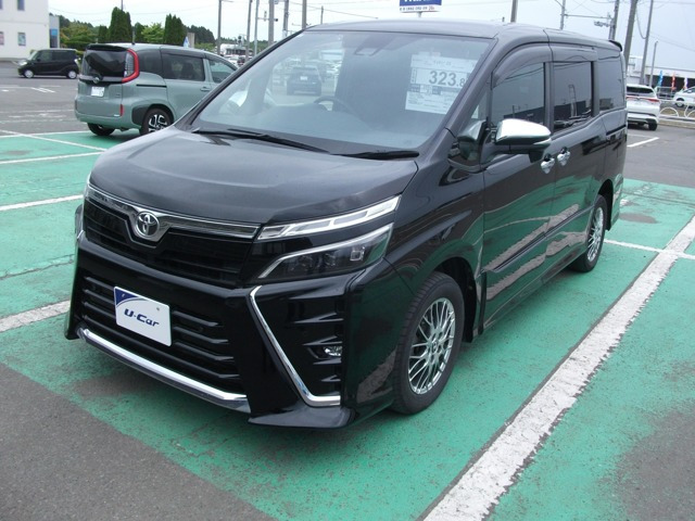 トヨタ ヴォクシー 