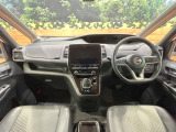 セレナ 1.2 e-POWER ハイウェイスターV 
