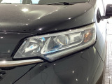 LEDヘッドライトは、点灯の瞬間から最大光量を発揮し、突然暗くなるトンネルなどでの安定感を高めます。