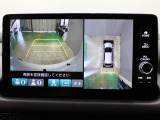 【マルチビューカメラシステム】車両の前後,左右4つのカメラで映した周囲の映像をナビゲーション画面に表示します♪停めにくい駐車場や狭い道路でもドライバーの死角を減らすことで運転をサポート!
