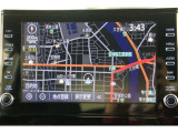 スマホやiPhoneと連携し、対応アプリを表示させて使うディスプレイオーディオ。使い慣れた従来のトヨタ車載ナビが利用できるTCナビキットを装着。高画質なフルセグTV対応です。