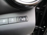 対向車への気遣い。ヘッドライトマニュアルレベライザー