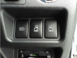 運転席から操作ができる電動パワースライドドア!乗り降りに便利なうれしい装備です!