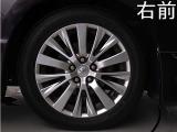 お客様のお好みの新品18インチ、19インチ、20インチホイール装着可能!ダウンサスなどローダウンも取付可能です!ヴァルドやワークなどのメーカー品も取り寄せ可能です!