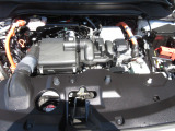 製造年月日=2023/12/08 認定型式=6AA-RV5 エンジン=1.5L ミッション=e-CVT ボディカラーコード=NH-902P ドア数=5 駆動=FF 定員5名