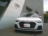 A1スポーツバック 25 TFSI アドバンスド 