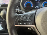 ハンドル左側のスイッチでオーディオの操作が可能なので、運転中でも楽に調整できます(^^♪
