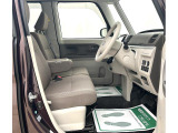ご質問や疑問などがございましたら大阪ダイハツ U-CAR岸和田  072-436-3148 までお問い合わせお待ちしています。お気軽にお問い合わせください!