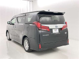 沢山乗れるのがこの車の魅力!2台で移動しないと・・・なんて時もこの車なら1台で!大活躍です♪