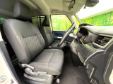 運転席シート廻りは使用感も少なく、良好な状態となっています。丁寧に使われていたことがよくわかりますね。
