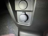 シガーソケット用の充電器が使用可能です!