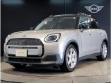☆MINI クロスオーバー・カントリーマン専門店☆!クロスオーバー・カントリーマンを買うなら箕面店です!!クロスオーバー・カントリーマンをご検討頂く際は一度箕面店にご相談下さい!
