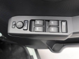当社は購入後のアフターケアを大切にしております。納車後、1ヶ月無料点検、半年ごとにあんしん点検、12ヶ月法定点検の誘致をします。また車検までの点検をセットにした『ワンダフルパスポート』を販売中です。