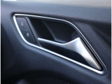 Audi正規ディーラーが高品質をお約束。高度な訓練・教育を受けたAudi専任メカニックが、100項目にもおよぶ精密な点検を実施いたします。すべてをクリアしたAudi車だけが、あなたのお手元に届けられるのです。