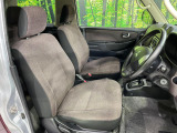 運転席シート廻りは使用感も少なく、良好な状態となっています。丁寧に使われていたことがよくわかりますね。