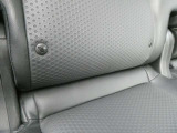 【ISOFIX対応】シートベルトを使わずチャイルドシートとクルマの固定金具を連結するだけでカンタン♪ガッチリ固定☆