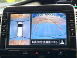 【アラウンドビューモニター】専用のカメラにより、上から見下ろしたような視点で360度クルマの周囲を確認することができます☆死角部分も確認しやすく、狭い場所での切り返しや駐車もスムーズに行えます。