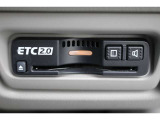 ETC2.0車載器を装着しております。有料道路の料金所もスマートに通過できます。