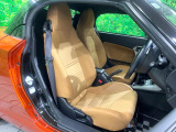 運転席シート廻りは使用感も少なく、良好な状態となっています。丁寧に使われていたことがよくわかりますね。