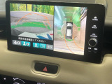 【マルチビューカメラシステム】専用のカメラにより、上から見下ろしたような視点で360度クルマの周囲を確認することができます☆死角部分も確認しやすく、狭い場所での切り返しや駐車もスムーズに行えます。