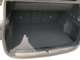 荷室の大きさは、日常使いはもちろんのこと、旅行や帰省などの荷物が多い移動であっても不便を感じることは少ないでしょう。