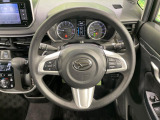 【ステアリングスイッチ】運転中、前方から目線をそらすことなく、オーディオ等の操作が可能な便利機能!安心&快適なドライブを演出してくれます♪