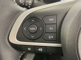 ステアリングスイッチ装備!運転しながら手元でオーディオの操作などができます。
