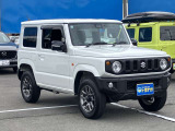 当店のお車はすべて点検をしてからのご納車となります。納車後の保証も付けさせて頂いておりますので安心して乗って頂けます。
