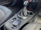 当店のお車をご覧いただきましてありがとうございます。お車についてのご質問やお見積りのご依頼、ご購入にあたってのご相談などは無料電話(0078-6002-312860)にお気軽にお問い合わせ下さい!
