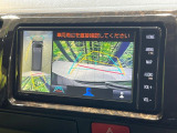 【パノラミックビューモニター】専用のカメラにより、上から見下ろしたような視点で360度クルマの周囲を確認することができます☆死角部分も確認しやすく、狭い場所での切り返しや駐車もスムーズに行えます。
