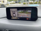 360度のビューモニターが付いておりますので駐車の際も死角などの確認などでぜひお使いください☆
