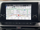 多機能ナビゲーションがあなたをしっかり目的地までサポートします。スマホのナビとは自車位置精度が違います。純正ナビなら保証も対象で安心です。