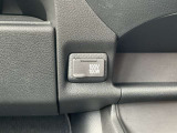 100V電源も付いています。